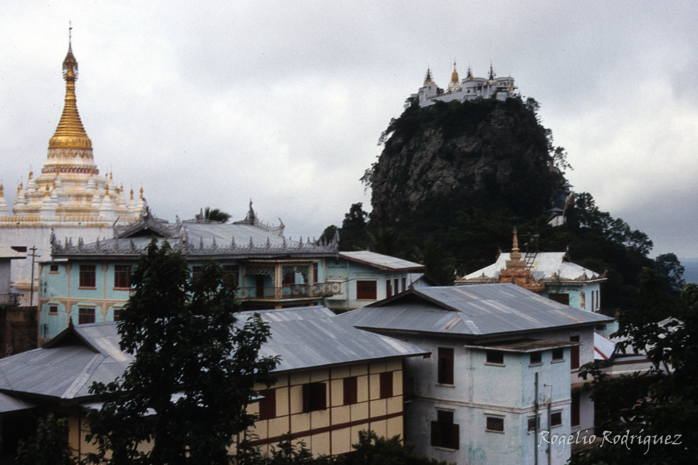 Monasterio Popa